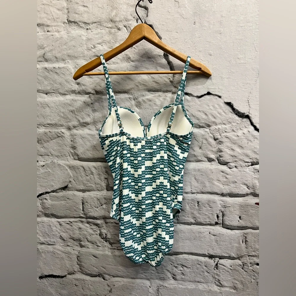 Kate‎ Spade Harbor Fog Swimsuit One Piece Green Twist Geometric White Grey Blue